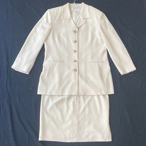 Women’s Suit Jacket With Skirt Set Jones New York